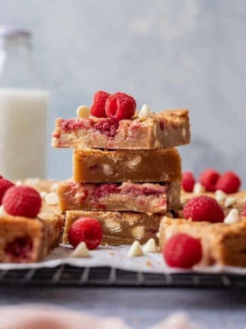 cropped-White-Chocolate-Raspberry-Blondies-11.jpg