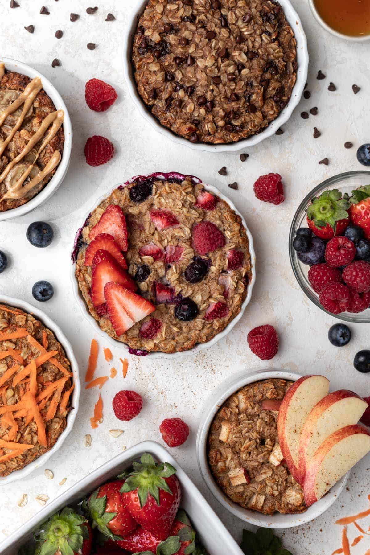 5 flavors of baked oats for one (peanut butter banana, carrot cake, chocolate chip, mixed berry, and apple cinnamon).