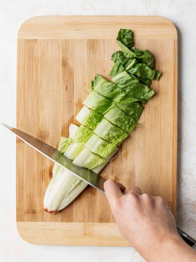 How to Cut Romaine Lettuce For Salad