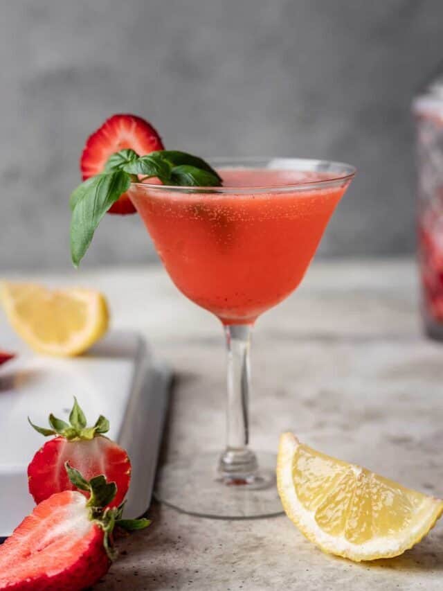 Strawberry Basil Gin Smash