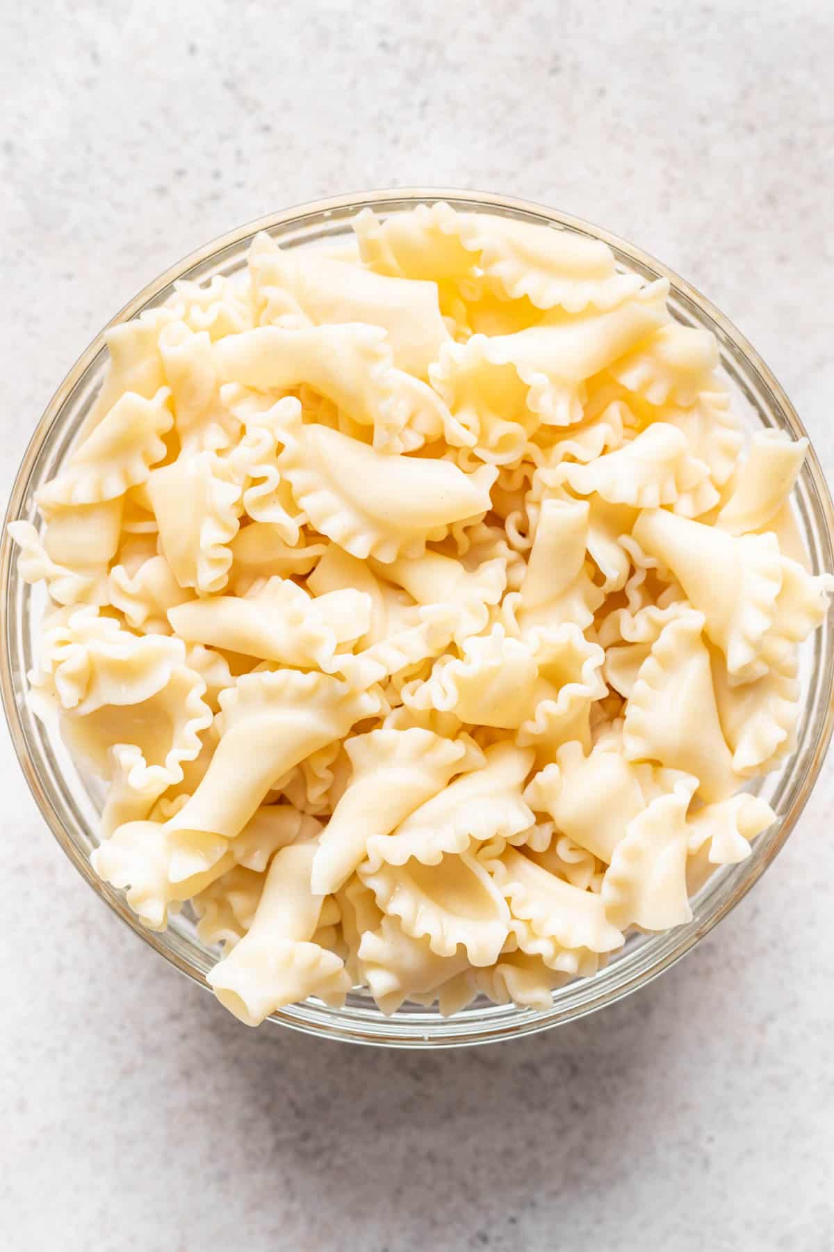 Cooked pasta in a bowl.